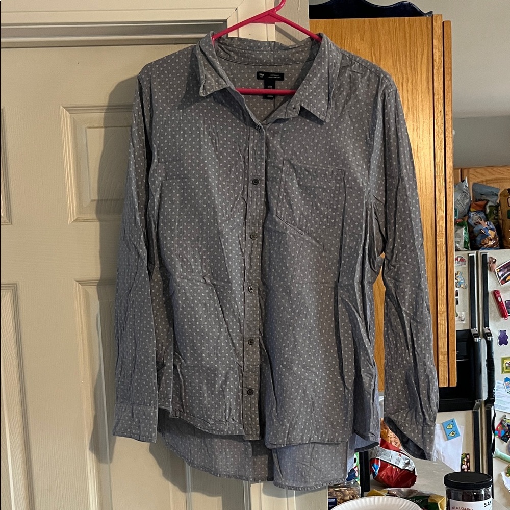 2/$10 GAP Blue Patterned Boyfriend Fit Shirt